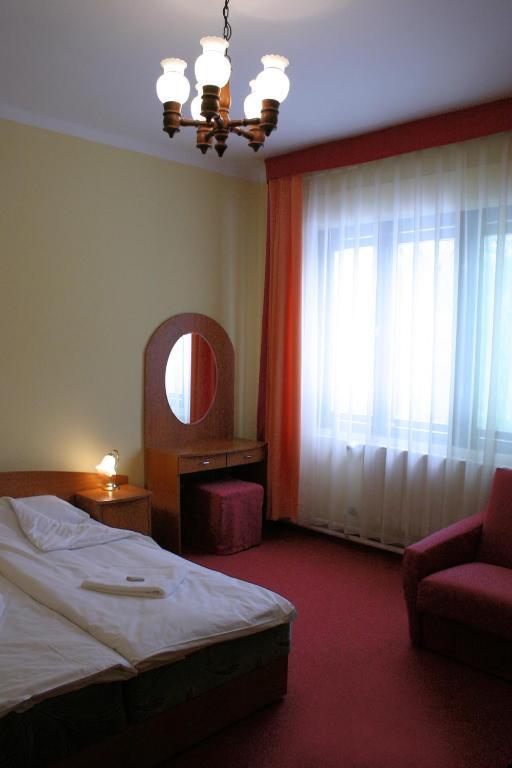 Vadregeny Panzio Bed & Breakfast Esztergom Rom bilde